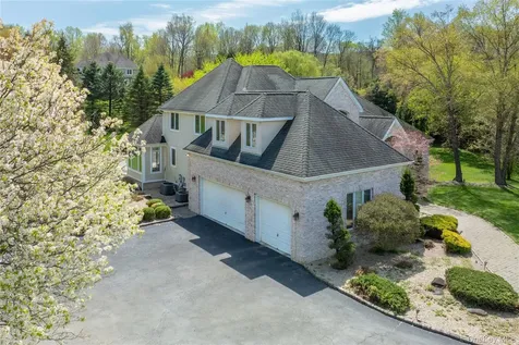 59 Wintergreen Place Hopewell Junction NY 12533