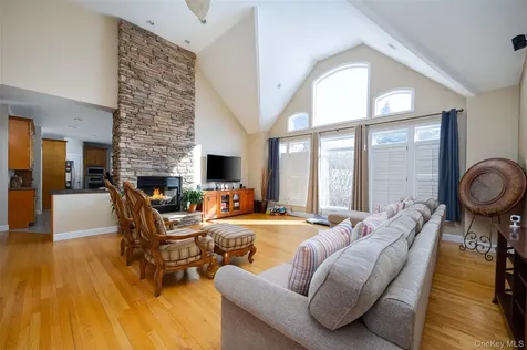 59 Wintergreen Place Hopewell Junction NY 12533