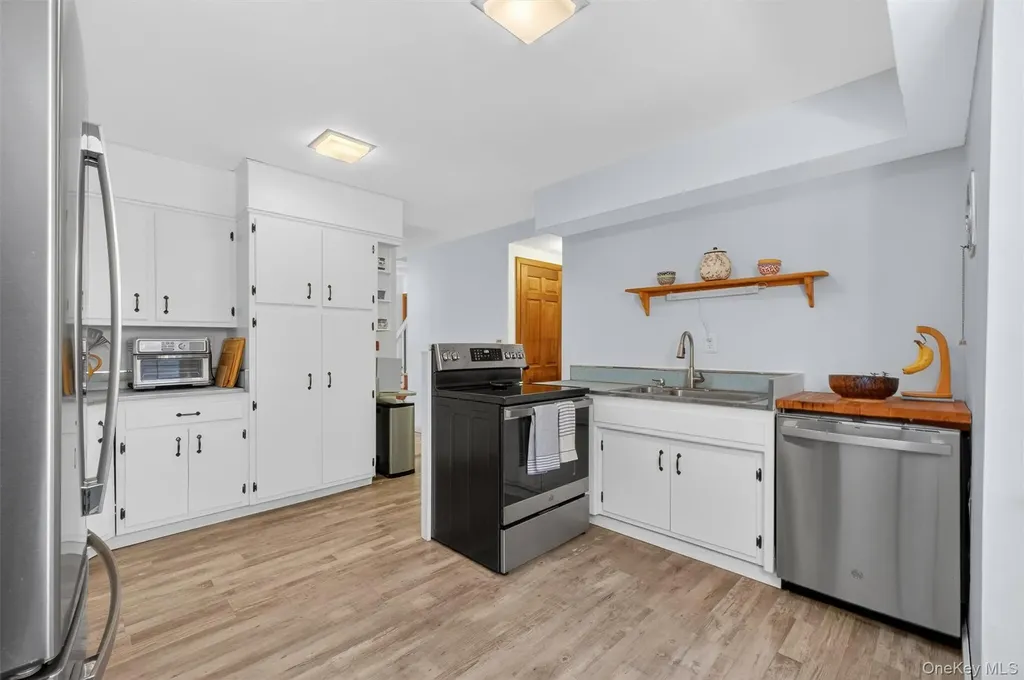 22 Hatfield Road Mahopac NY 10541