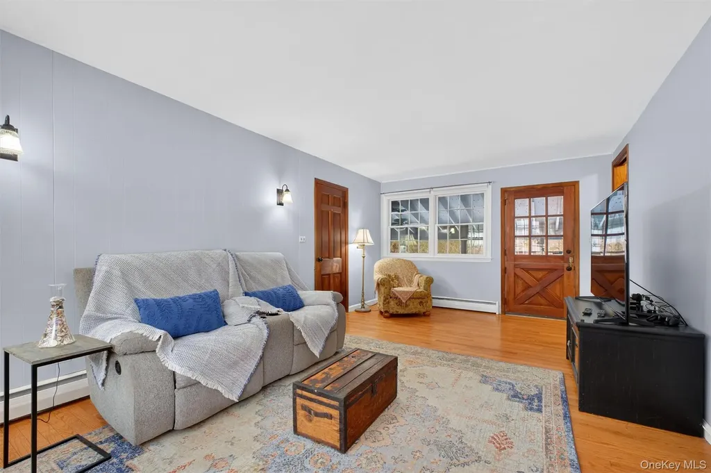 22 Hatfield Road Mahopac NY 10541
