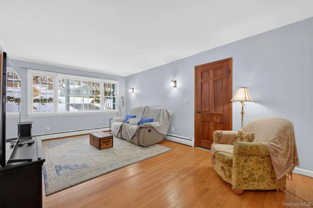 22 Hatfield Road Mahopac NY 10541