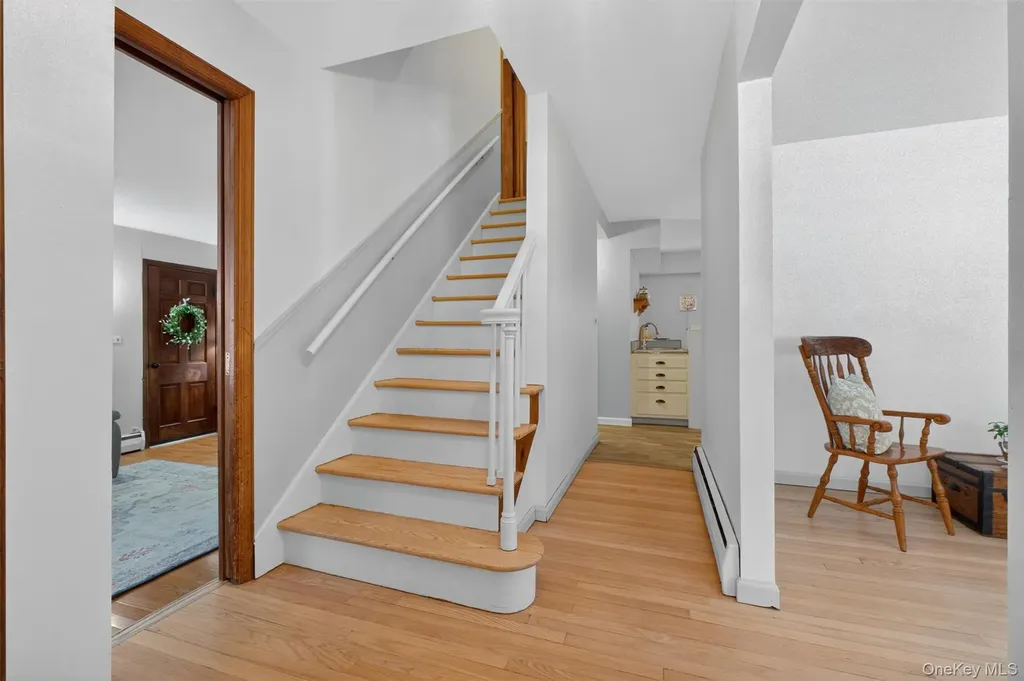22 Hatfield Road Mahopac NY 10541