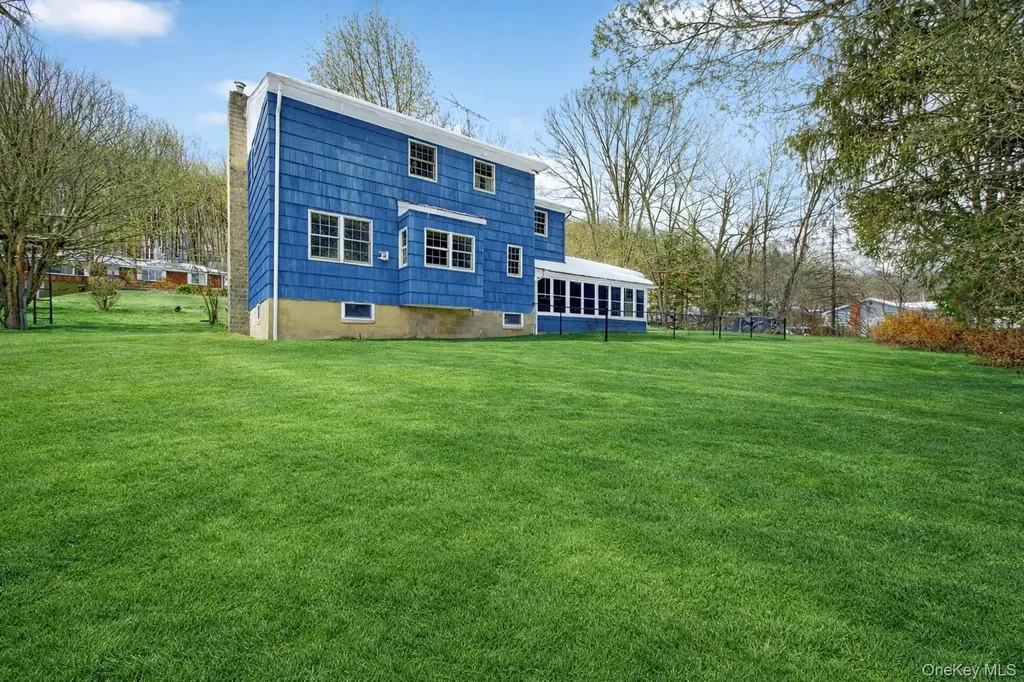 22 Hatfield Road Mahopac NY 10541