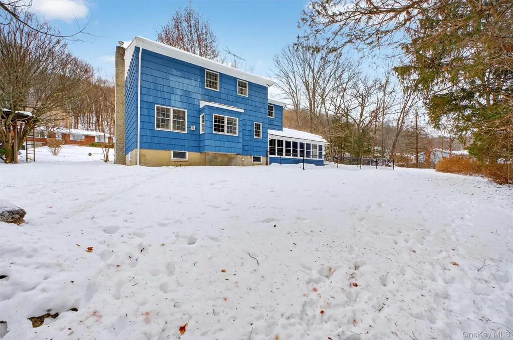 22 Hatfield Road Mahopac NY 10541