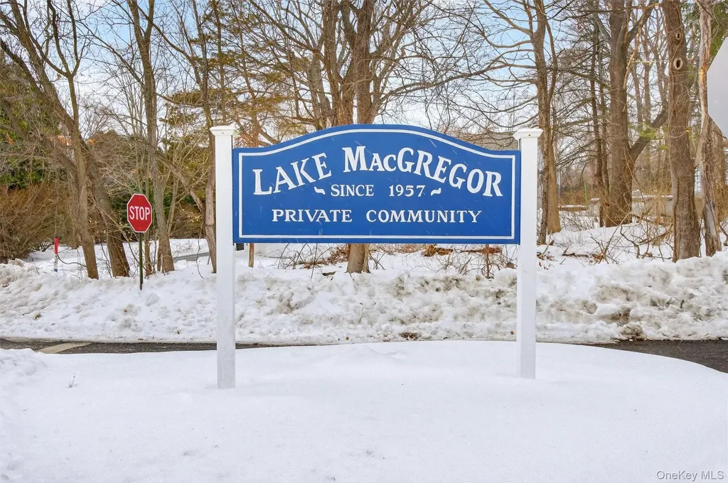 22 Hatfield Road Mahopac NY 10541