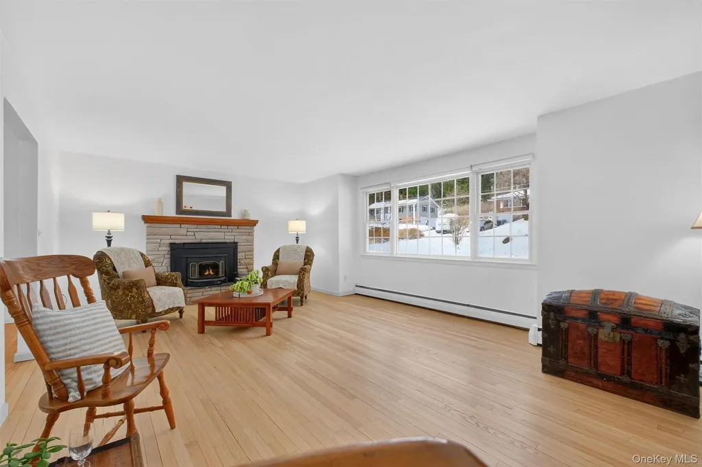 22 Hatfield Road Mahopac NY 10541