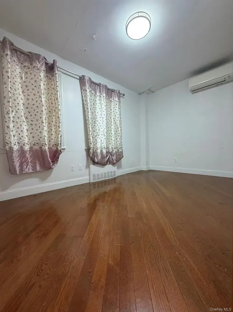 3810 Neptune Avenue Brooklyn NY 11224