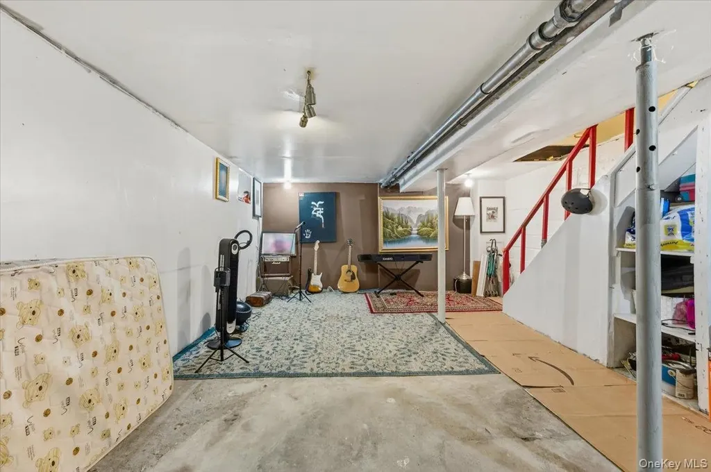 8068 87th Avenue Woodhaven NY 11421