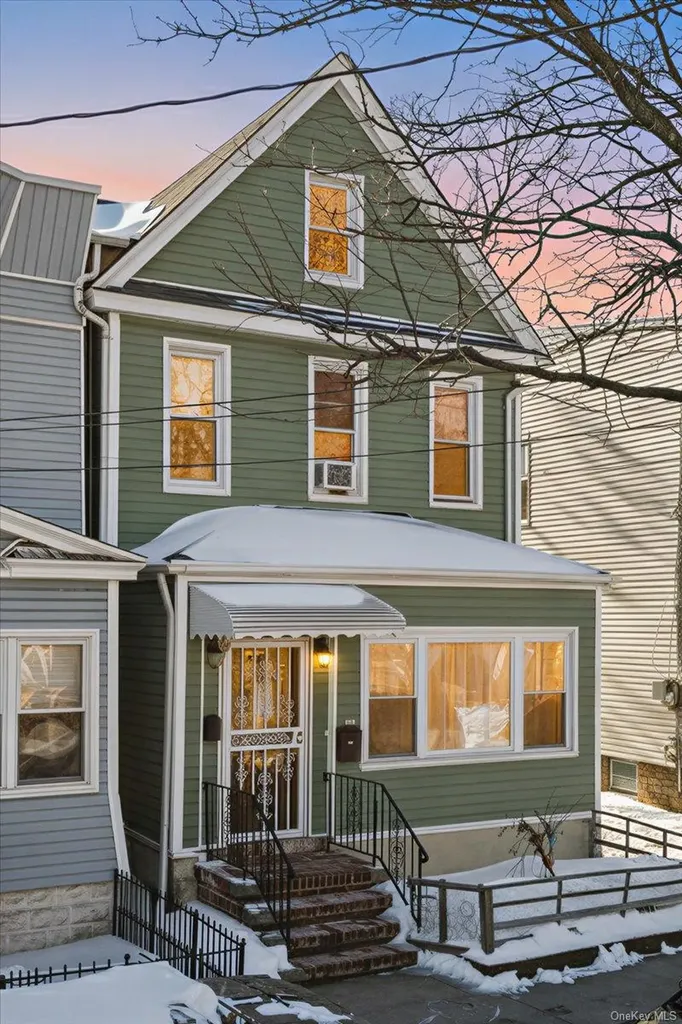8068 87th Avenue Woodhaven NY 11421