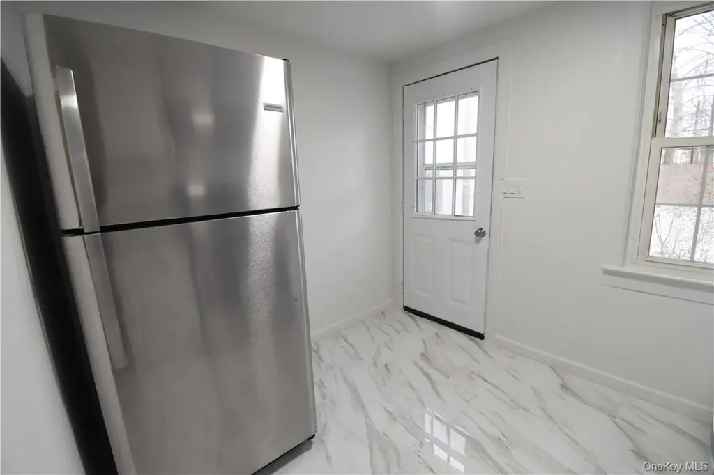 23 Wawayanda Avenue Middletown NY 10940