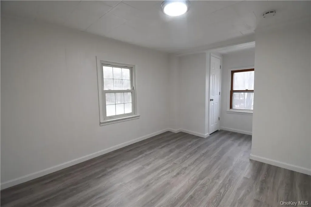 23 Wawayanda Avenue Middletown NY 10940