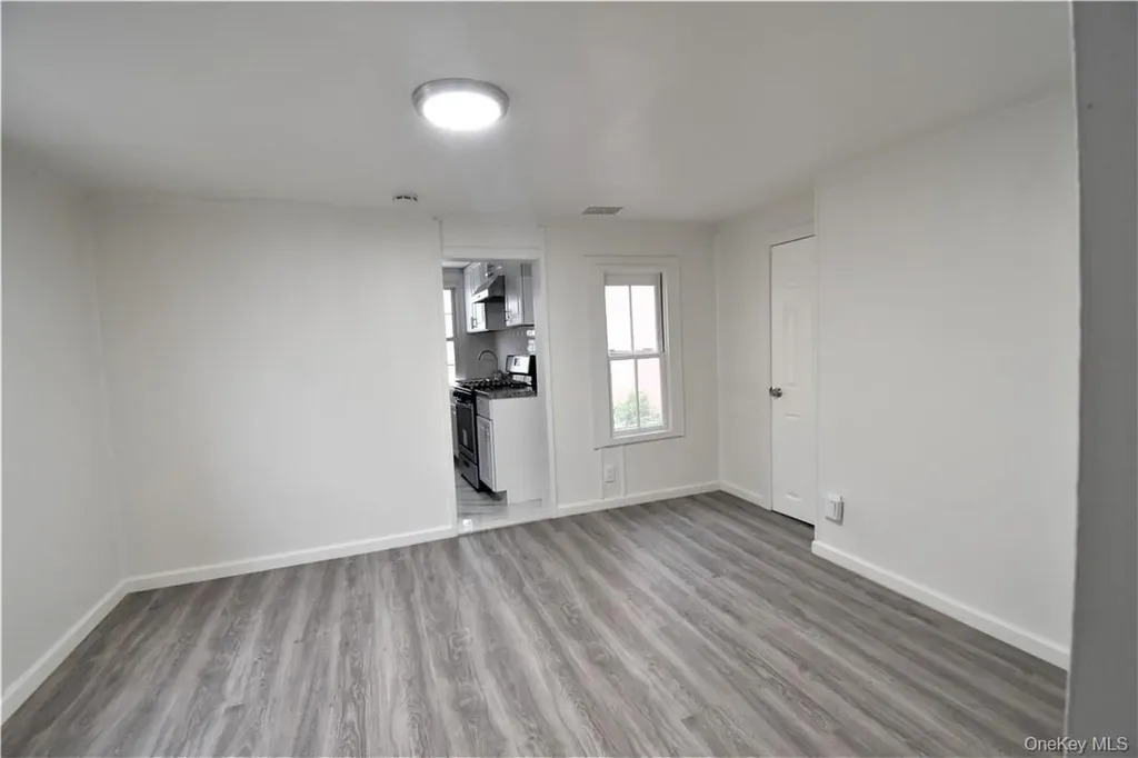23 Wawayanda Avenue Middletown NY 10940