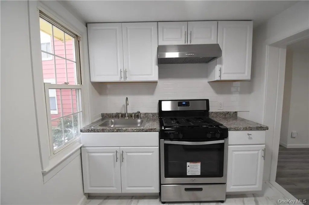 23 Wawayanda Avenue Middletown NY 10940