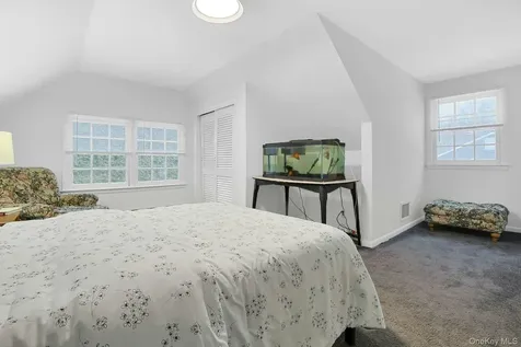 97 Winding Brook Road New Rochelle NY 10804