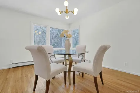 97 Winding Brook Road New Rochelle NY 10804
