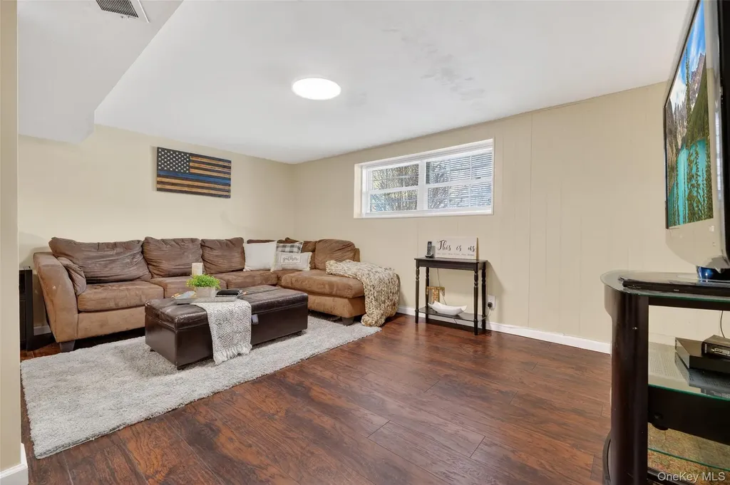 4 Adams Drive Stony Point NY 10980
