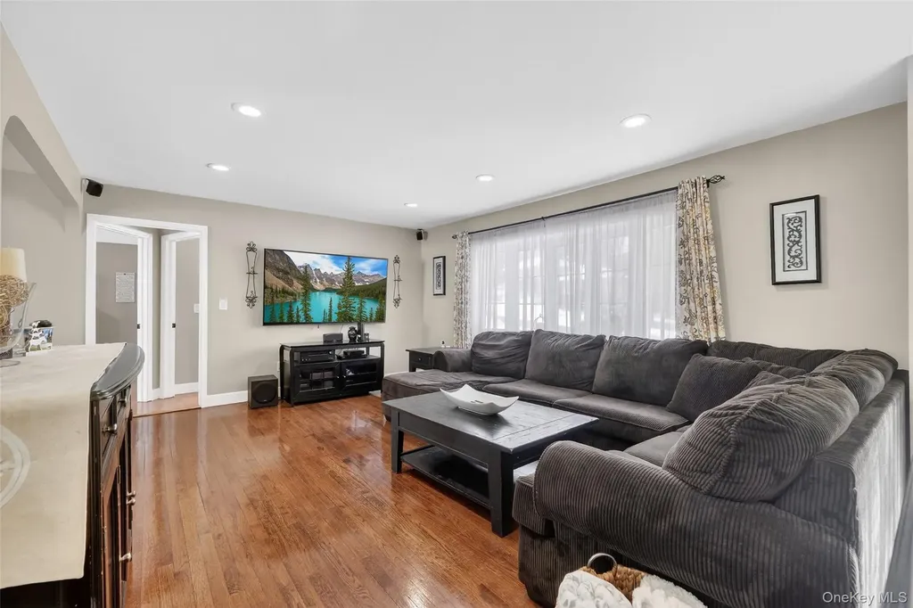 4 Adams Drive Stony Point NY 10980