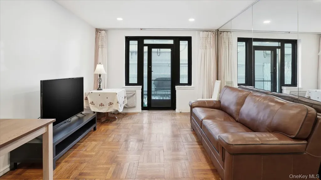 46 Grace Avenue Great Neck NY 11021