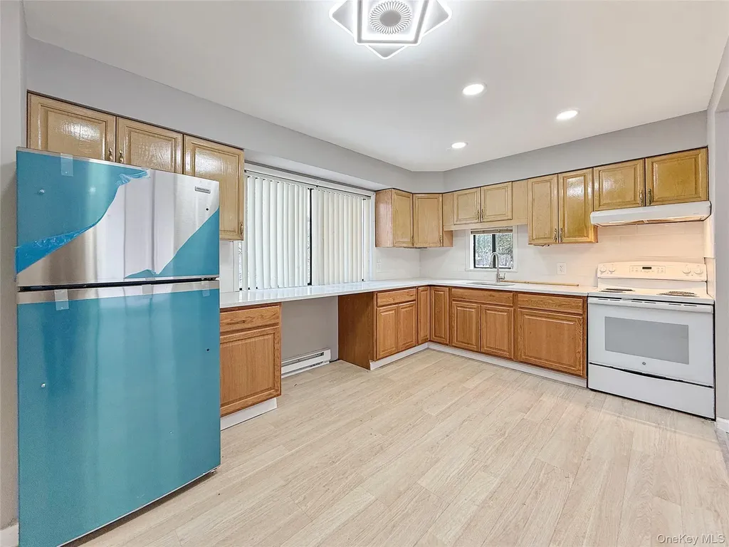 36 Peter Way Kiamesha Lake NY 12751