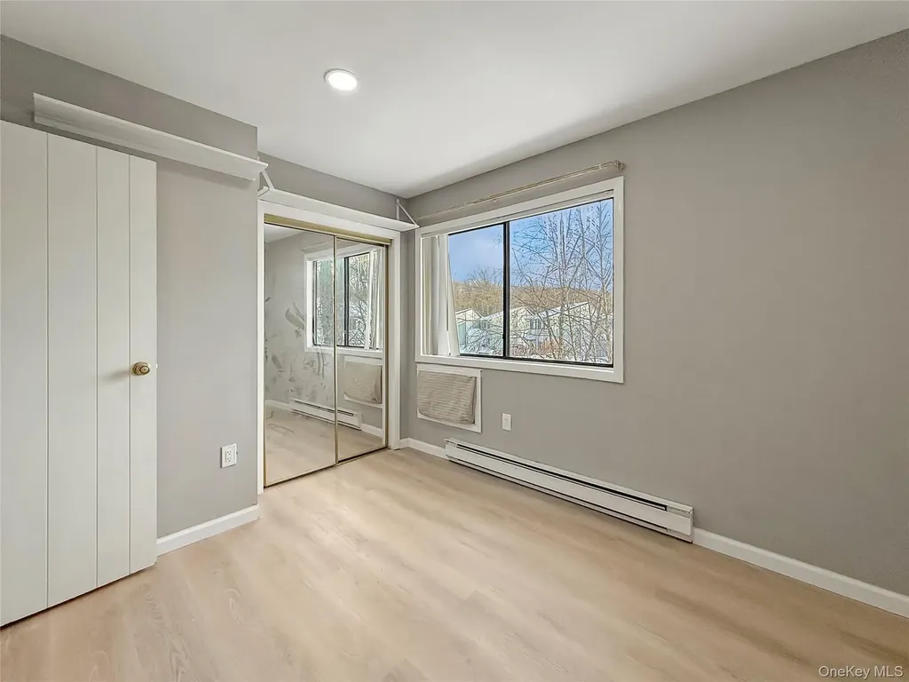 36 Peter Way Kiamesha Lake NY 12751
