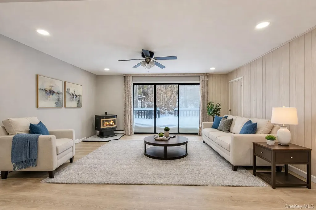 36 Peter Way Kiamesha Lake NY 12751