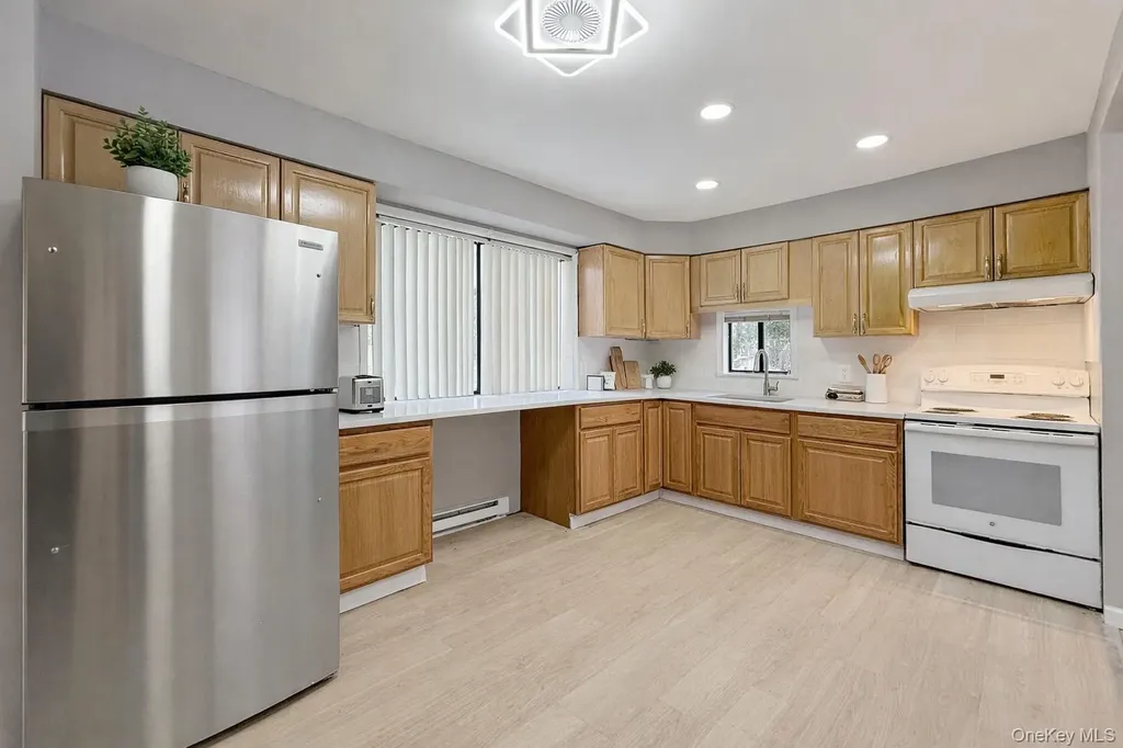 36 Peter Way Kiamesha Lake NY 12751