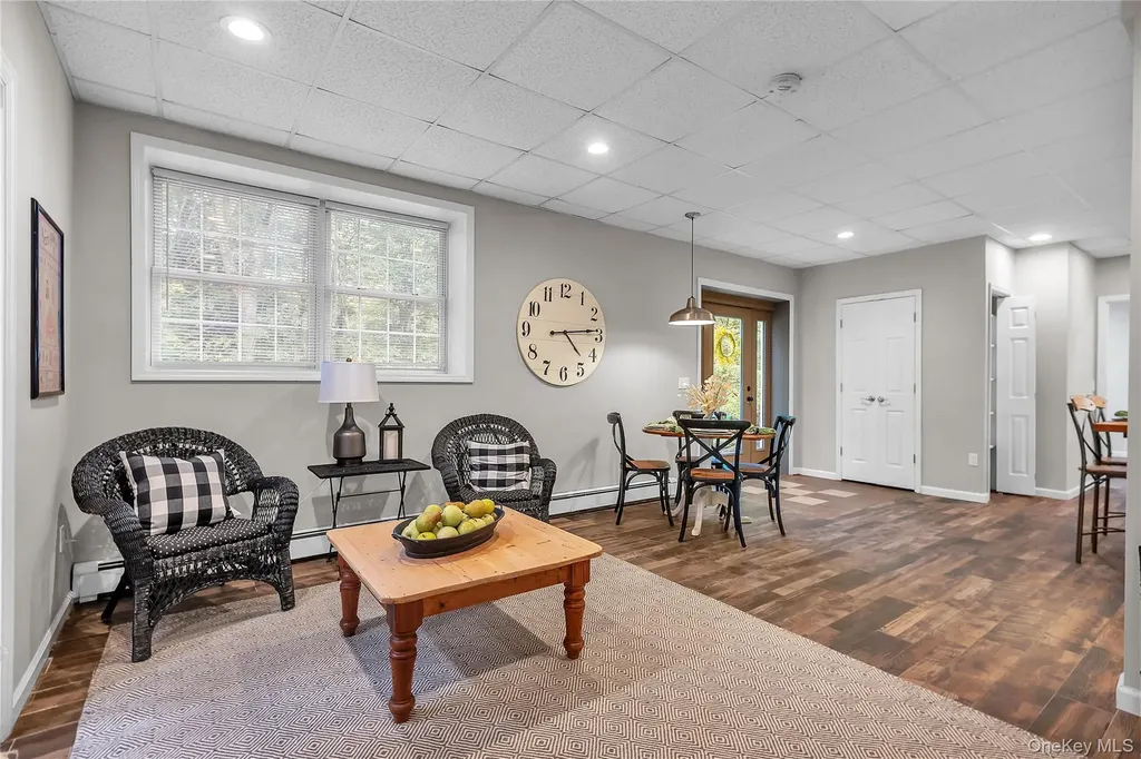 22 Lauro Ridge Court Mahopac NY 10541