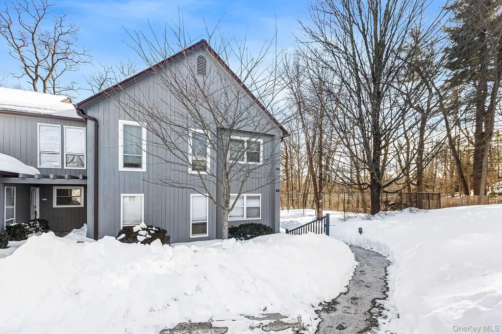 7 Woods Brooke Lane Yorktown Heights NY 10598