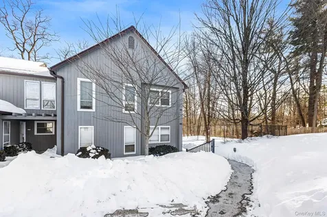 7 Woods Brooke Lane Yorktown Heights NY 10598