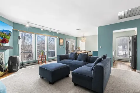 7 Woods Brooke Lane Yorktown Heights NY 10598