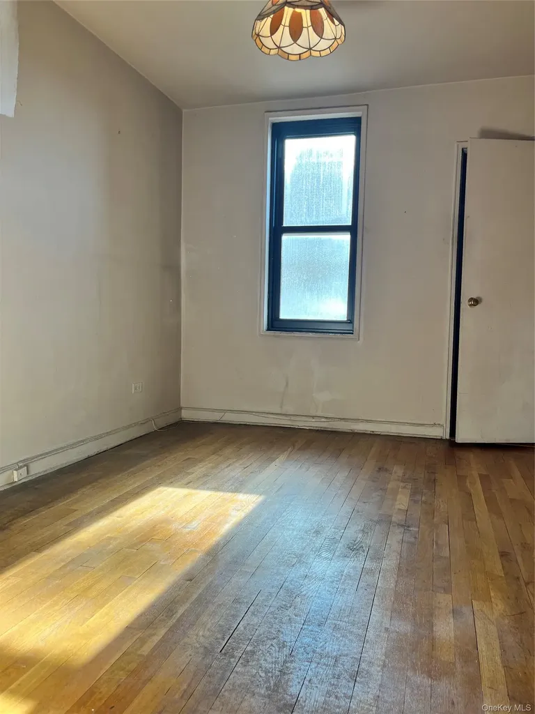 139-15 83rd Avenue Briarwood NY 11435