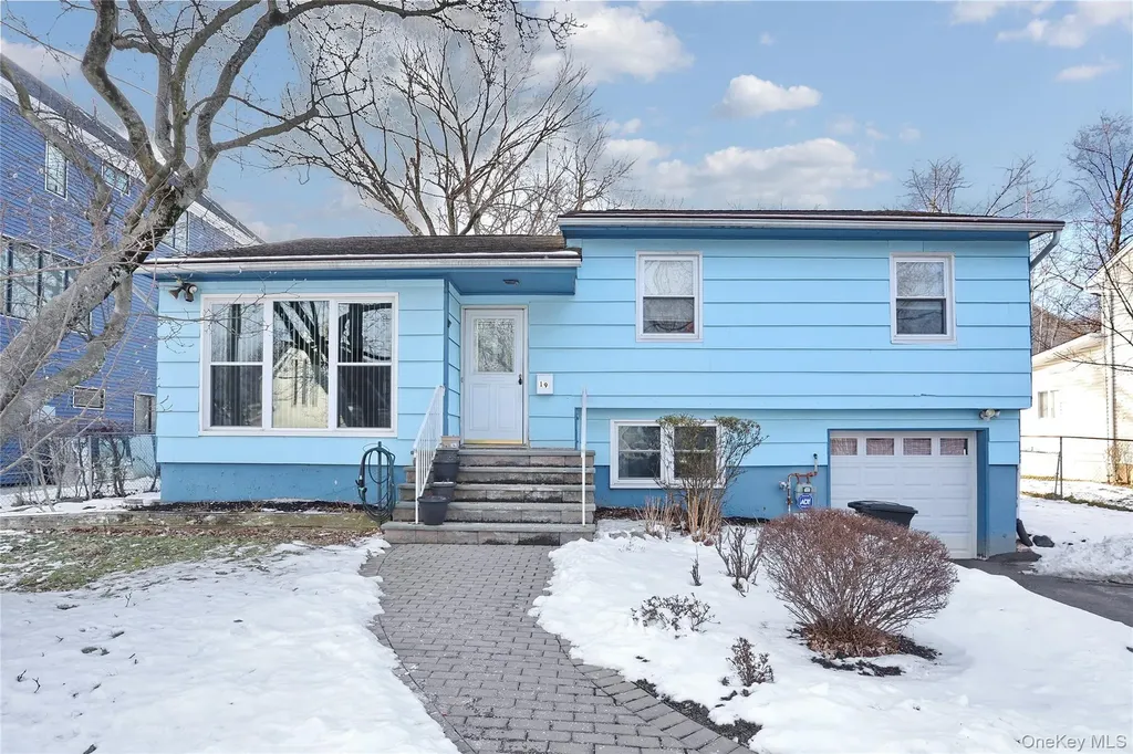 19 Paiken Drive Spring Valley NY 10977