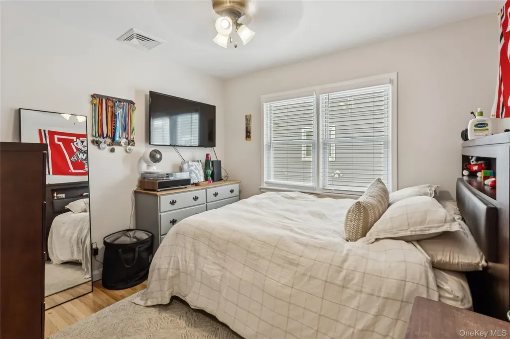 246 W Bay Drive Long Beach NY 11561