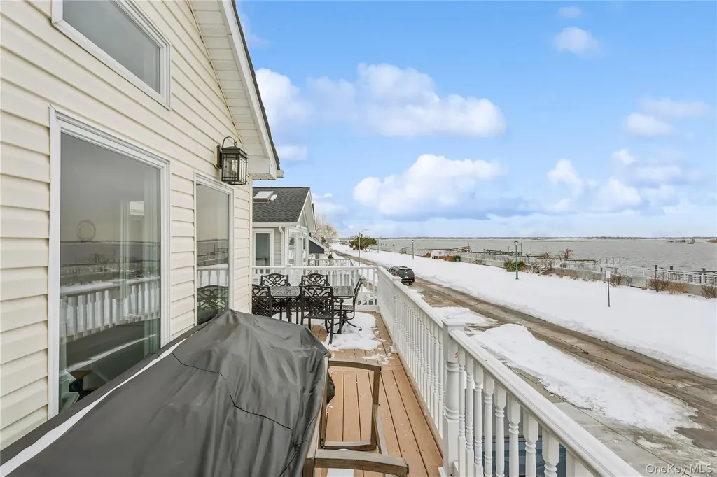 246 W Bay Drive Long Beach NY 11561