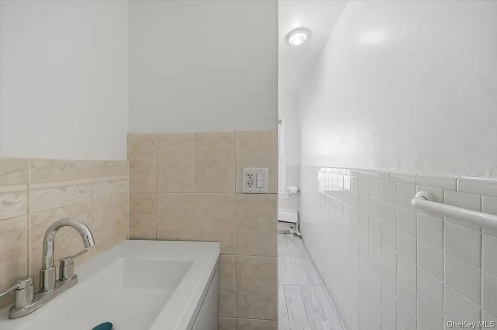 233 S 5th Avenue Mount Vernon NY 10550