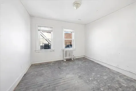 233 S 5th Avenue Mount Vernon NY 10550