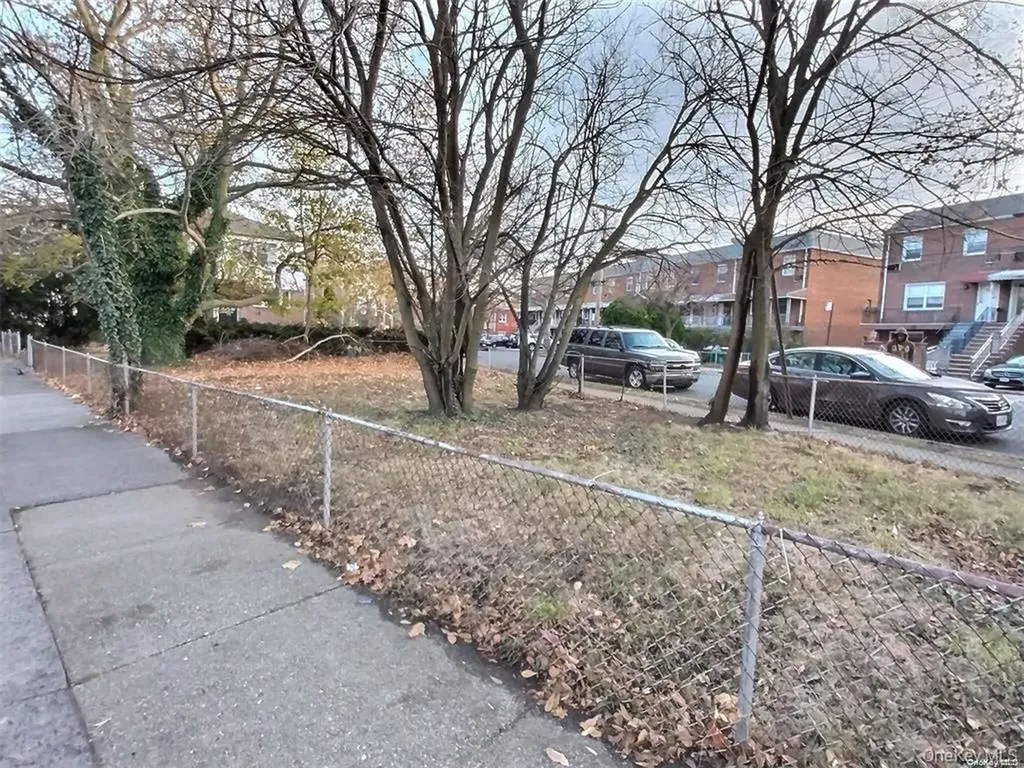 1644 Canarsie Road Brooklyn NY 11236