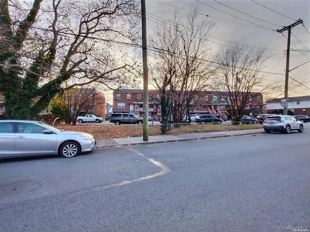 1644 Canarsie Road Brooklyn NY 11236