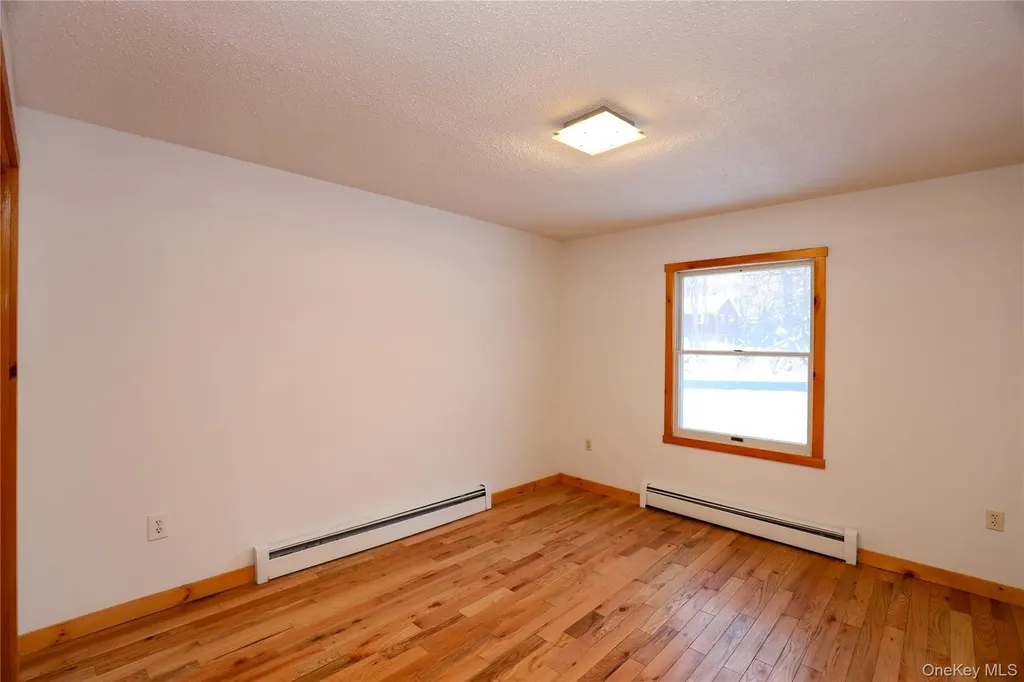38 Roxanne Boulevard Lloyd NY 12528
