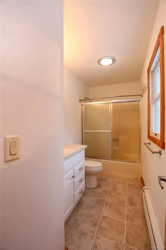 38 Roxanne Boulevard Lloyd NY 12528