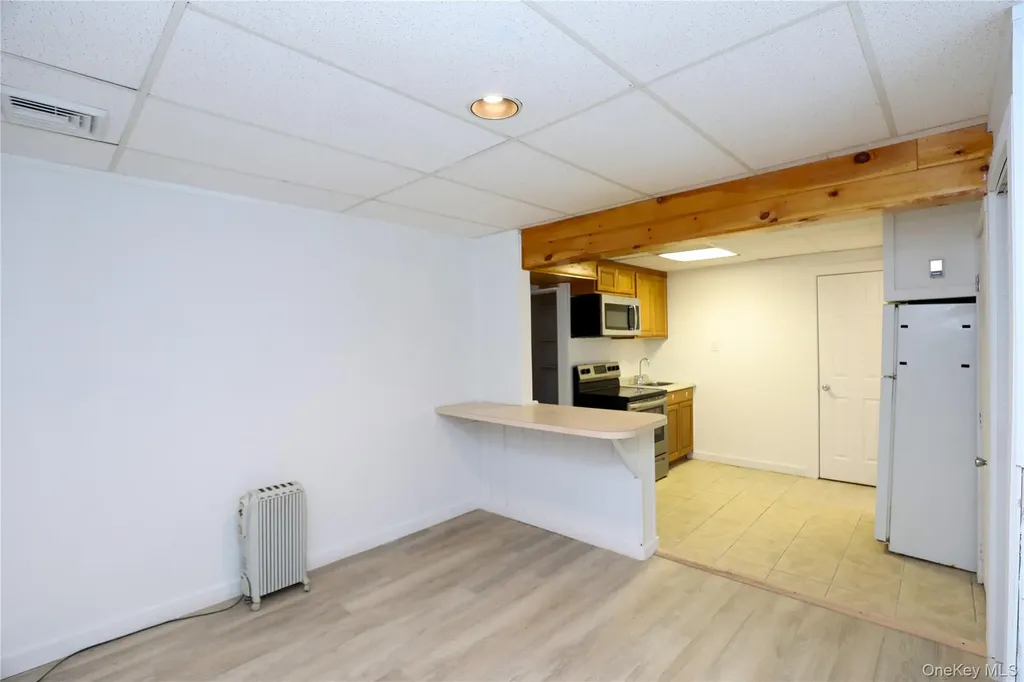 38 Roxanne Boulevard Lloyd NY 12528