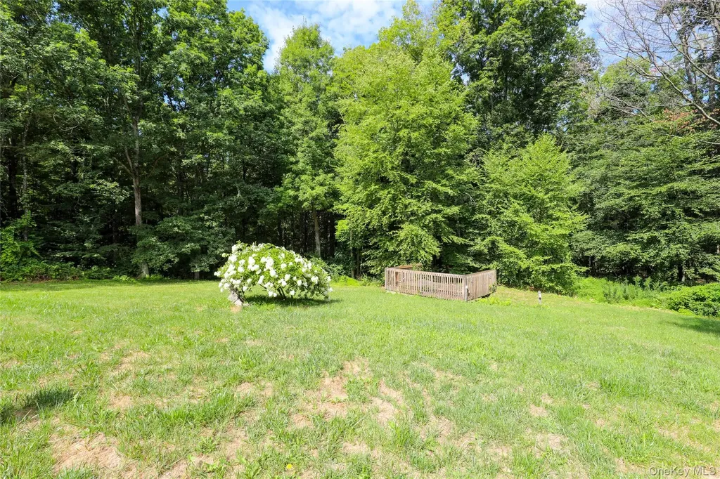 38 Roxanne Boulevard Lloyd NY 12528