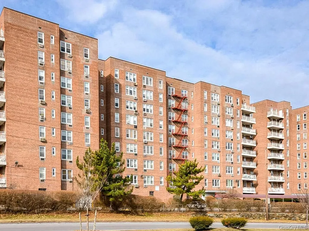 245 Rumsey Road Yonkers NY 10701