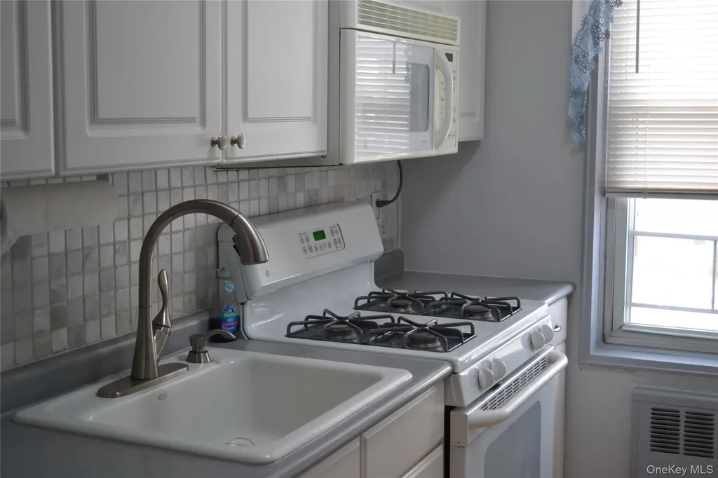245 Rumsey Road Yonkers NY 10701