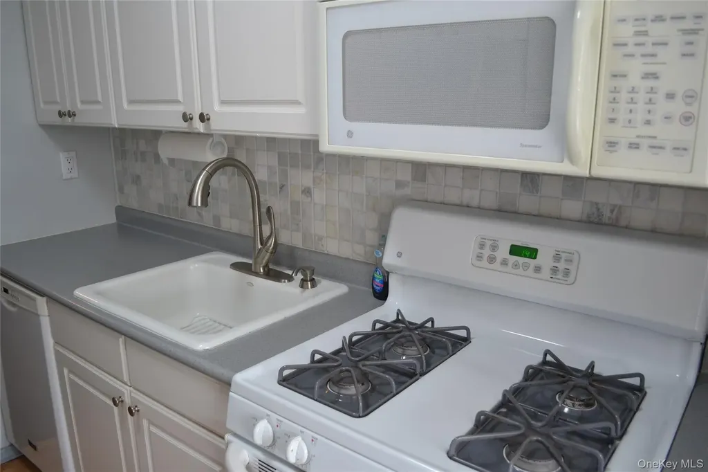 245 Rumsey Road Yonkers NY 10701