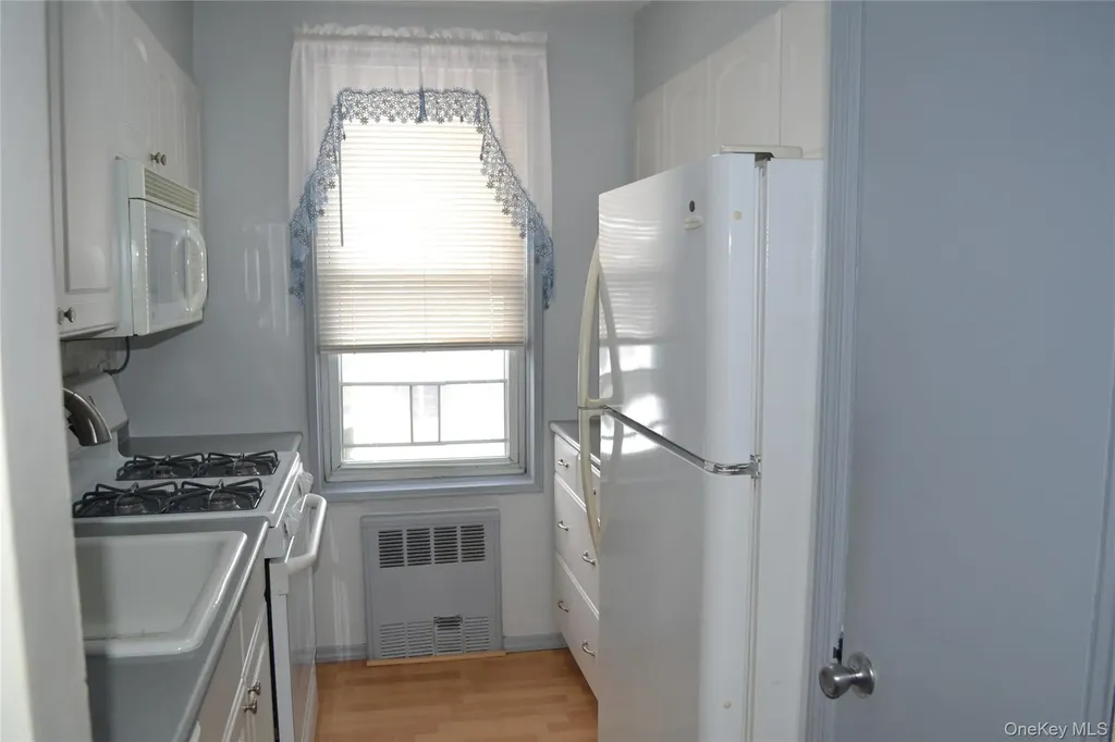 245 Rumsey Road Yonkers NY 10701