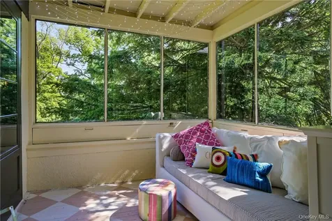 15 Sarosca Farm Lane Purchase NY 10577
