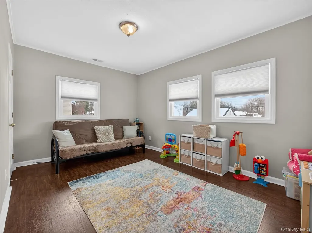 7 Staubitz Avenue Pearl River NY 10965