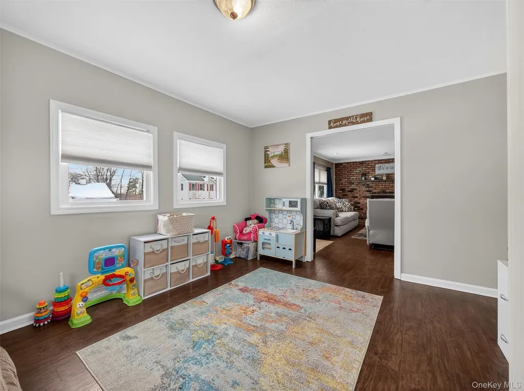 7 Staubitz Avenue Pearl River NY 10965