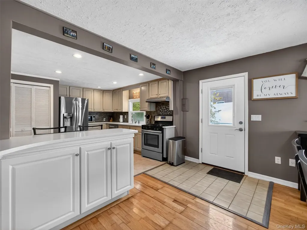7 Staubitz Avenue Pearl River NY 10965
